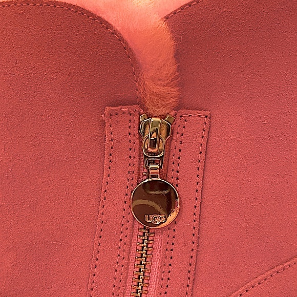 Ugg boots - Picture 4 of 15